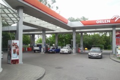 2012.06.07 Stacja benzynowa w Jeziornie