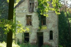 2013.07 Ruina willi na rogu ul. Jagiellońskiej i ul. Piotra Skargi