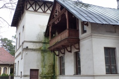 P1100100